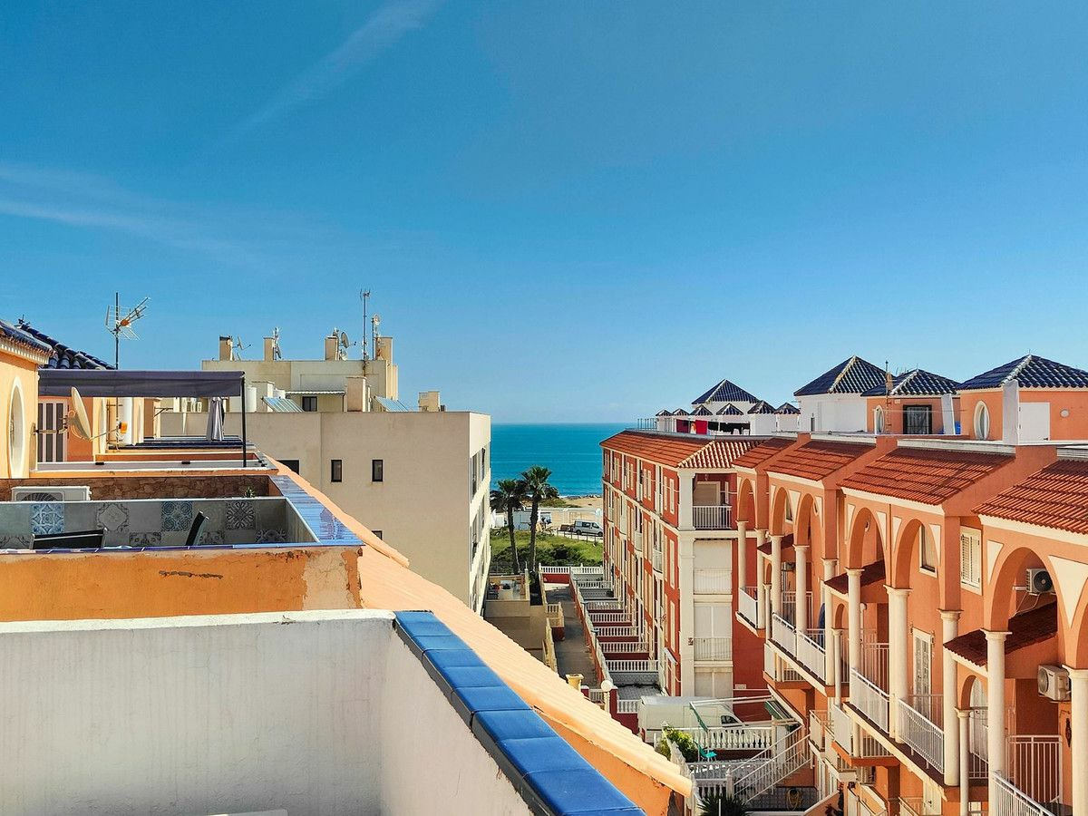 2-bedroom Apartment In Torrevieja, Spain (80 M²)