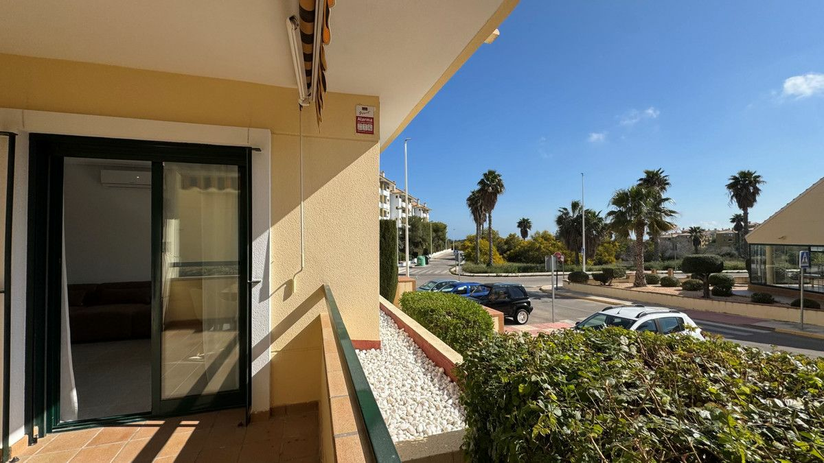 2-bedroom Apartment In Orihuela Costa, Spain (74 M²)