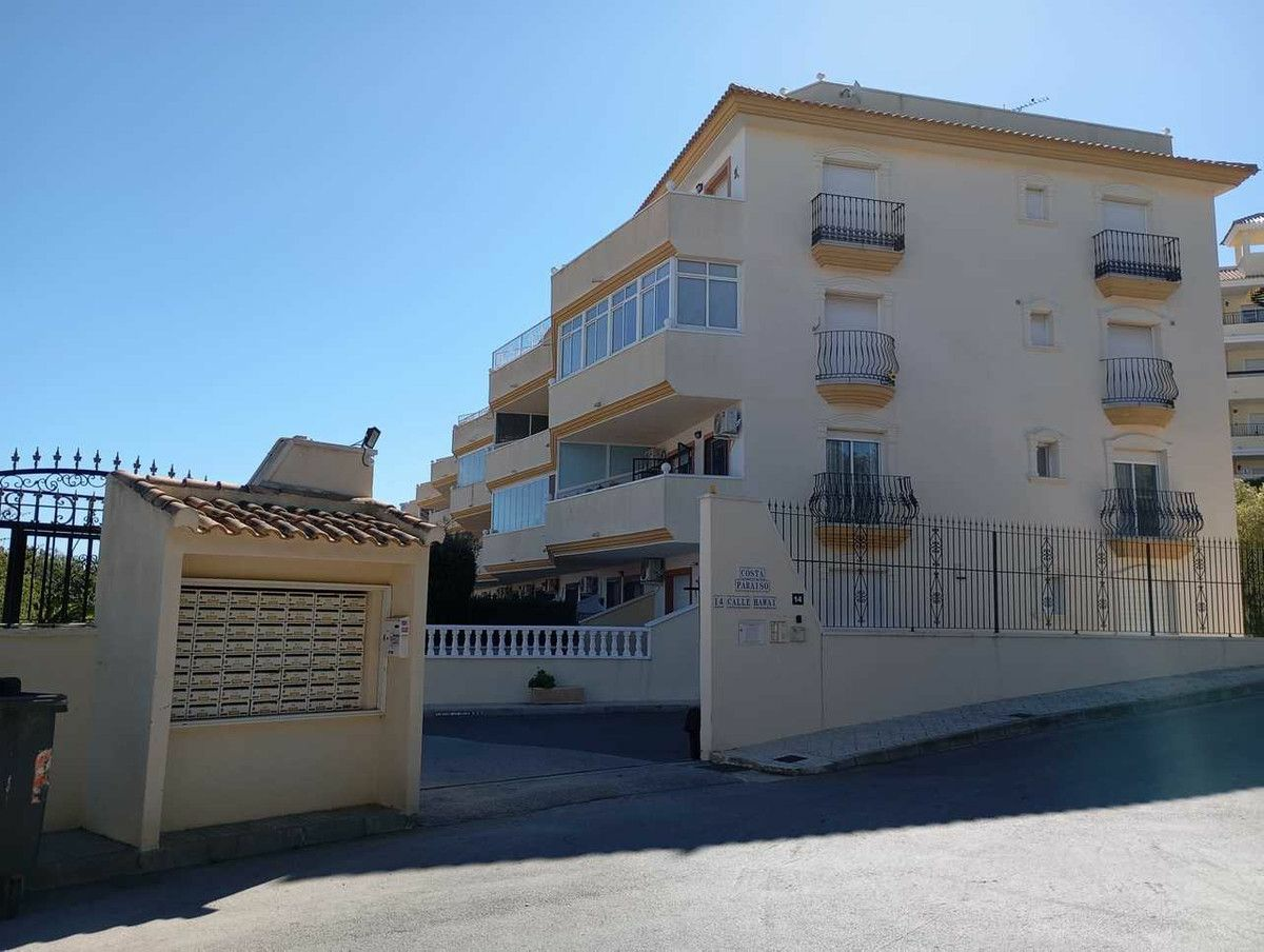 Apartment In Orihuela Costa