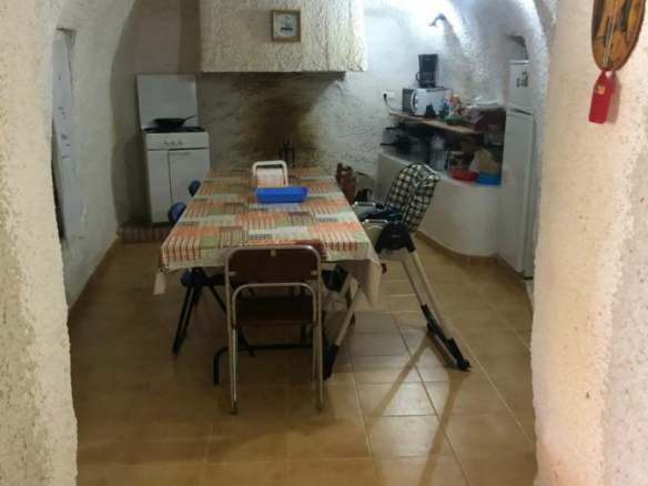 2-bedroom Cave House In Abanilla, Spain (100 M²)