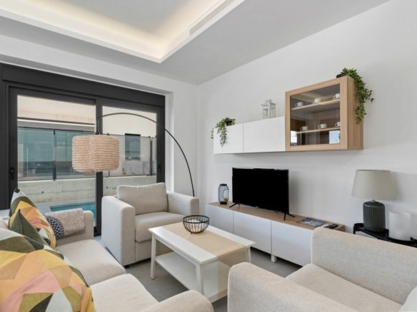 3-bedroom Villa In La Marina, Spain (226 M²)