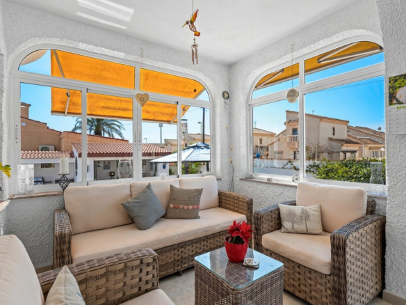 3-bedroom Villa In Rojales, Spain (104 M²)