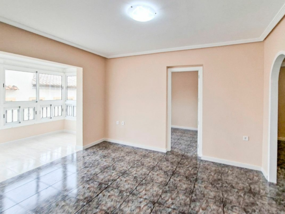 2-bedroom Villa In Torrevieja, Spain (51 M²)