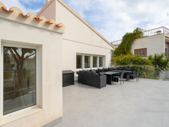 8-bedroom Villa In Orihuela Costa, Spain (446 M²)