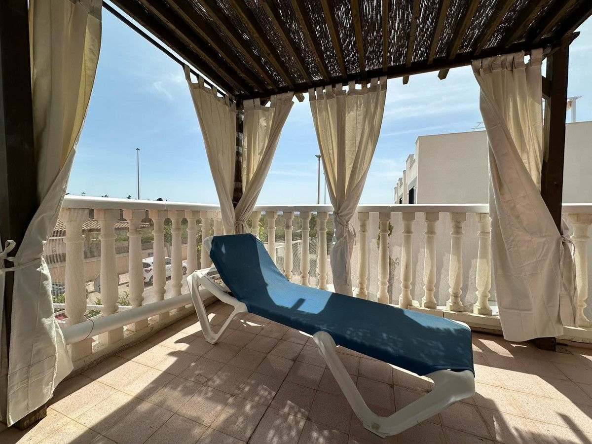 3-bedroom House In Los Alcázares, Spain (99 M²)