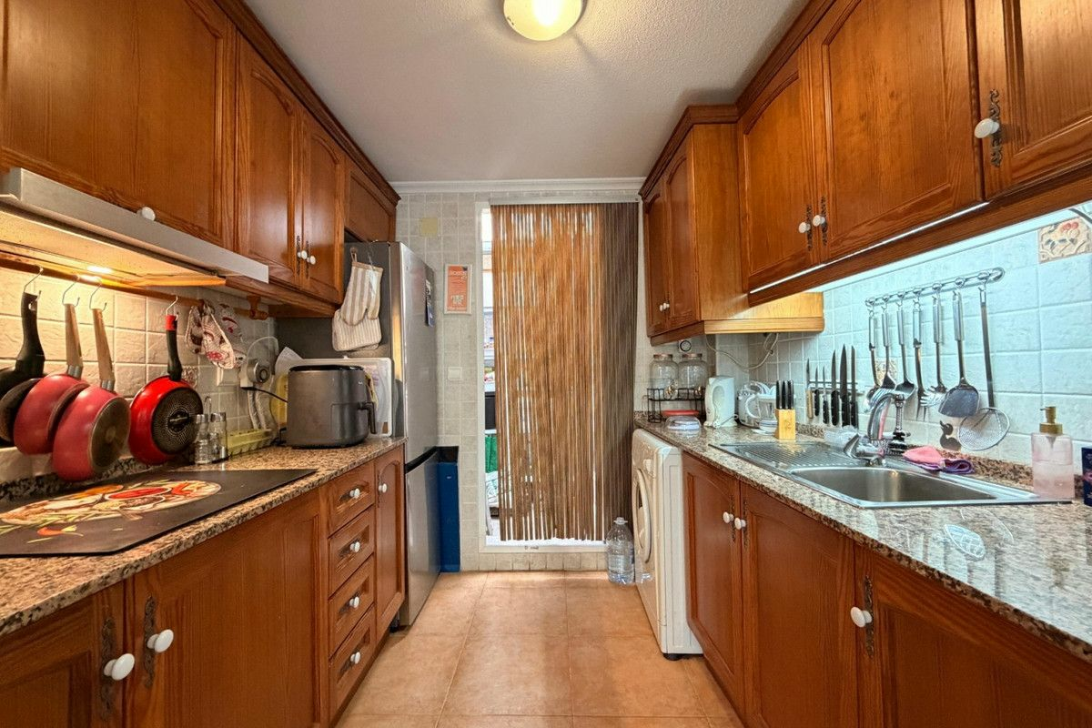 3-bedroom House In Guardamar Del Segura, Spain (68 M²)