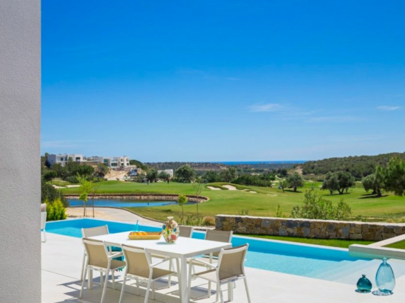4-bedroom Villa In Orihuela, Spain (200 M²)