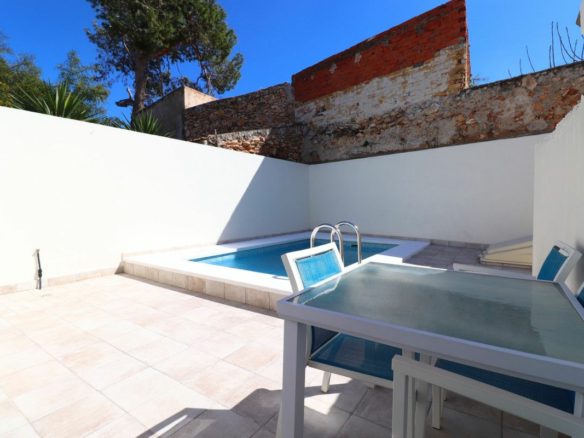 2-bedroom Villa In Benijofar, Spain (66 M²)