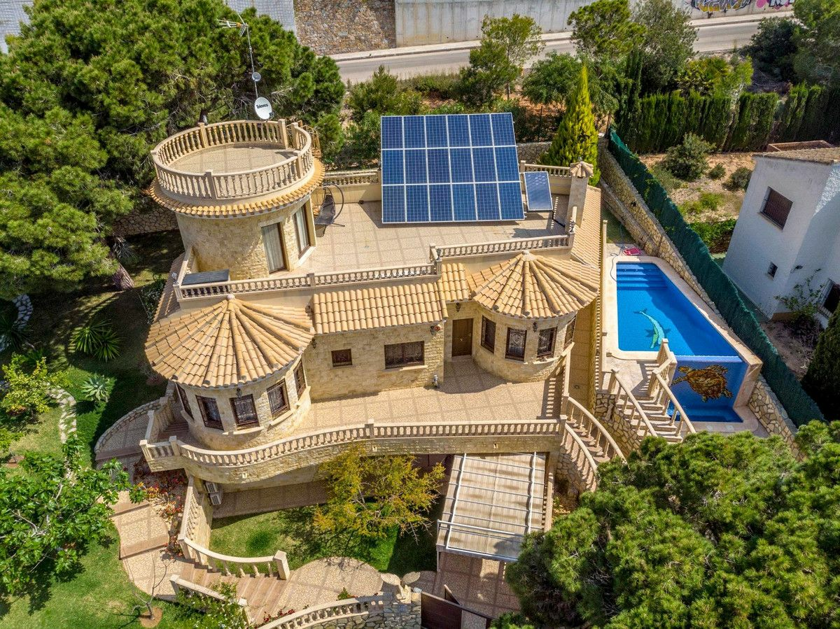 Villa In Orihuela Costa