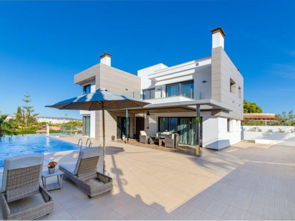 3-bedroom Villa In Orihuela Costa, Spain (461 M²)