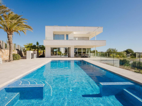 5-bedroom Villa In Orihuela, Spain (546 M²)