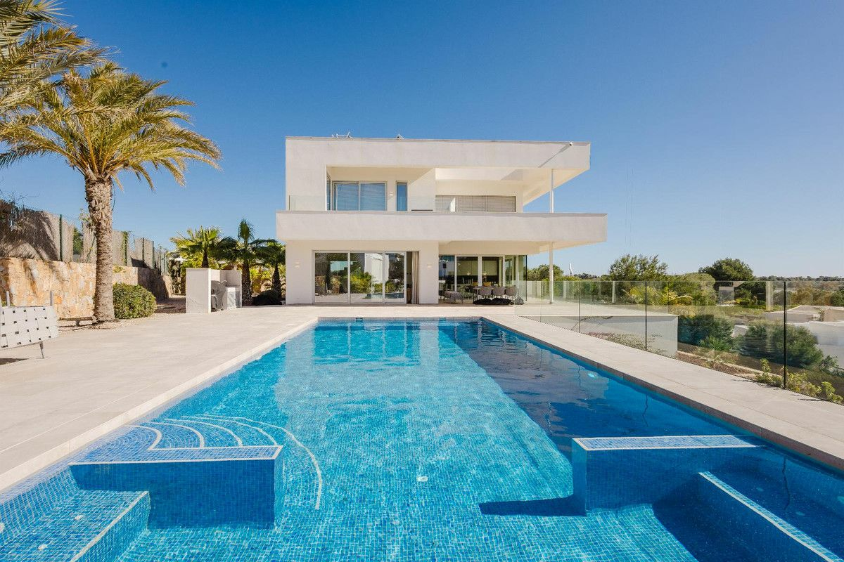 5-bedroom Villa In Orihuela, Spain (546 M²)