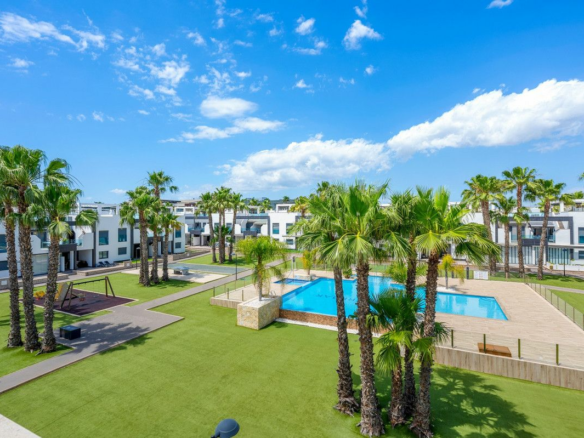 Apartment In Orihuela Costa