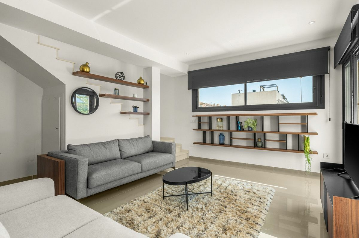 3-bedroom Villa In Rojales, Spain (122 M²)
