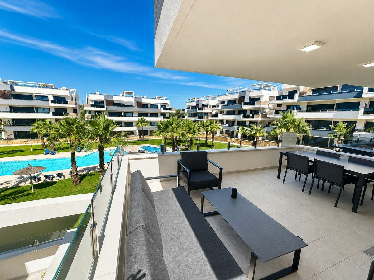 2-bedroom Apartment In Orihuela Costa, Spain (70 M²)