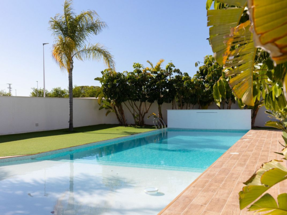 2-bedroom Apartment In Pilar De La Horadada, Spain (77 M²)