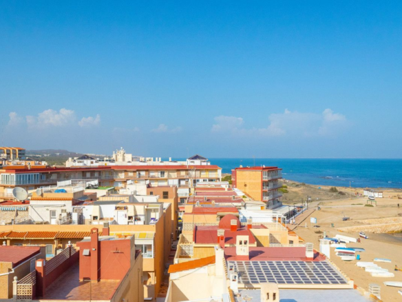3-bedroom Apartment In Torrevieja, Spain (80 M²)