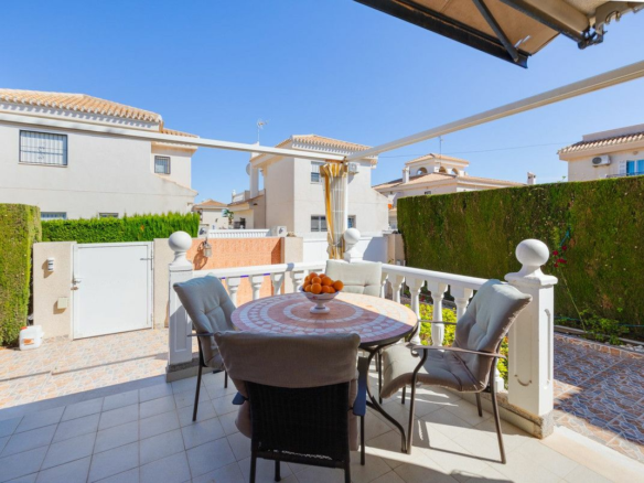 3-bedroom Villa In Orihuela Costa, Spain (125 M²)