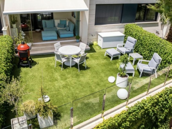 Apartment In Pilar De La Horadada