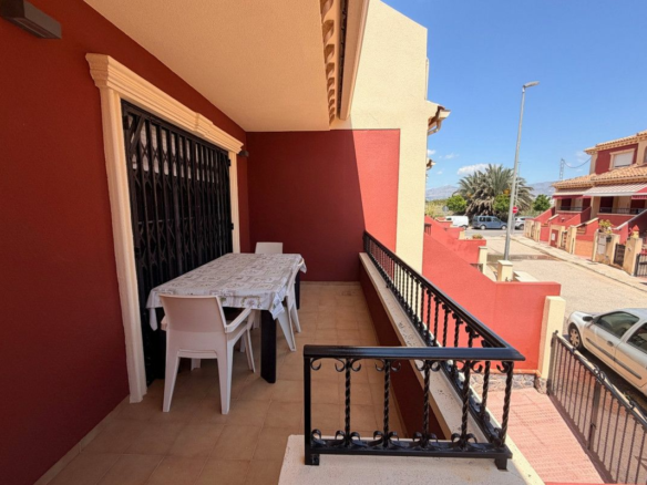 3-bedroom House In Catral, Spain (195 M²)