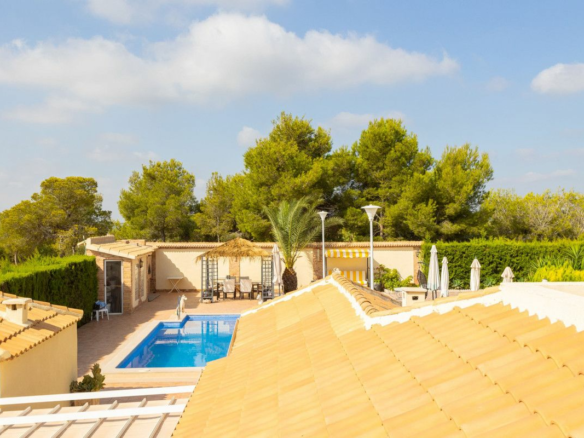 4-bedroom Villa In Orihuela Costa, Spain (271 M²)