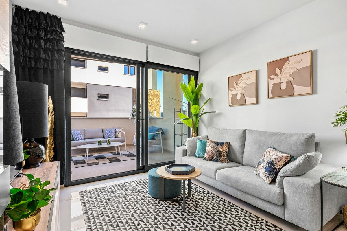 3-bedroom Apartment In Orihuela Costa, Spain (112 M²)