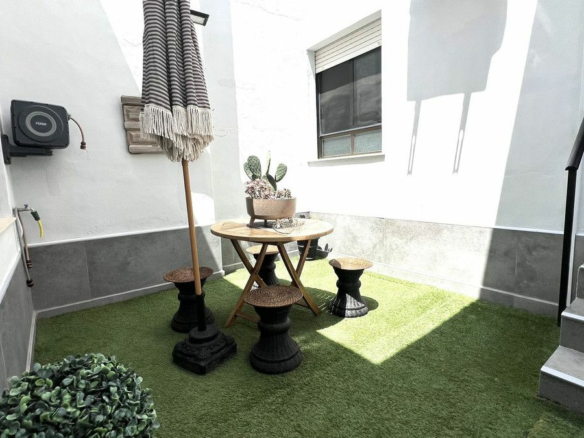 3-bedroom Apartment In Orihuela, Spain (130 M²)