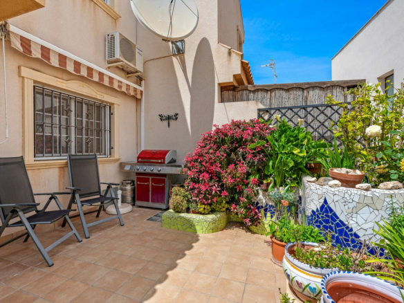 House In San Miguel De Salinas