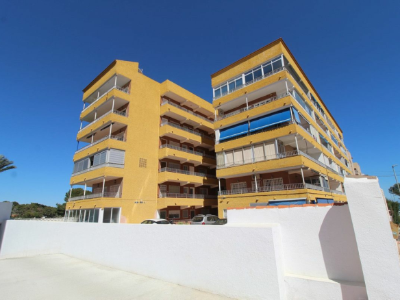 2-bedroom Apartment In Orihuela Costa, Spain (89 M²)