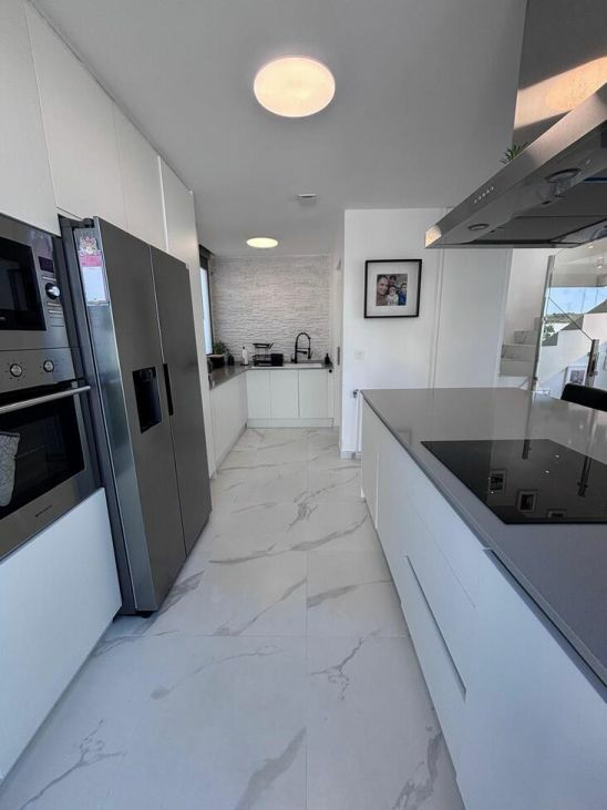 5-bedroom Villa In Orihuela Costa, Spain (148 M²)