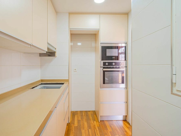 2-bedroom Apartment In Torrevieja, Spain (82 M²)