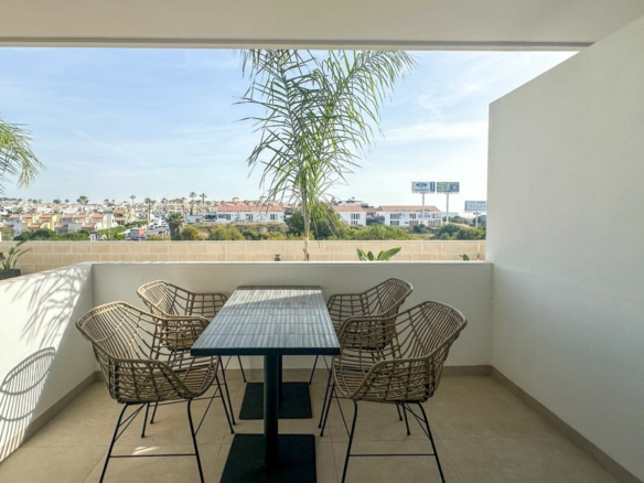 2-bedroom Apartment In Orihuela Costa, Spain (74 M²)