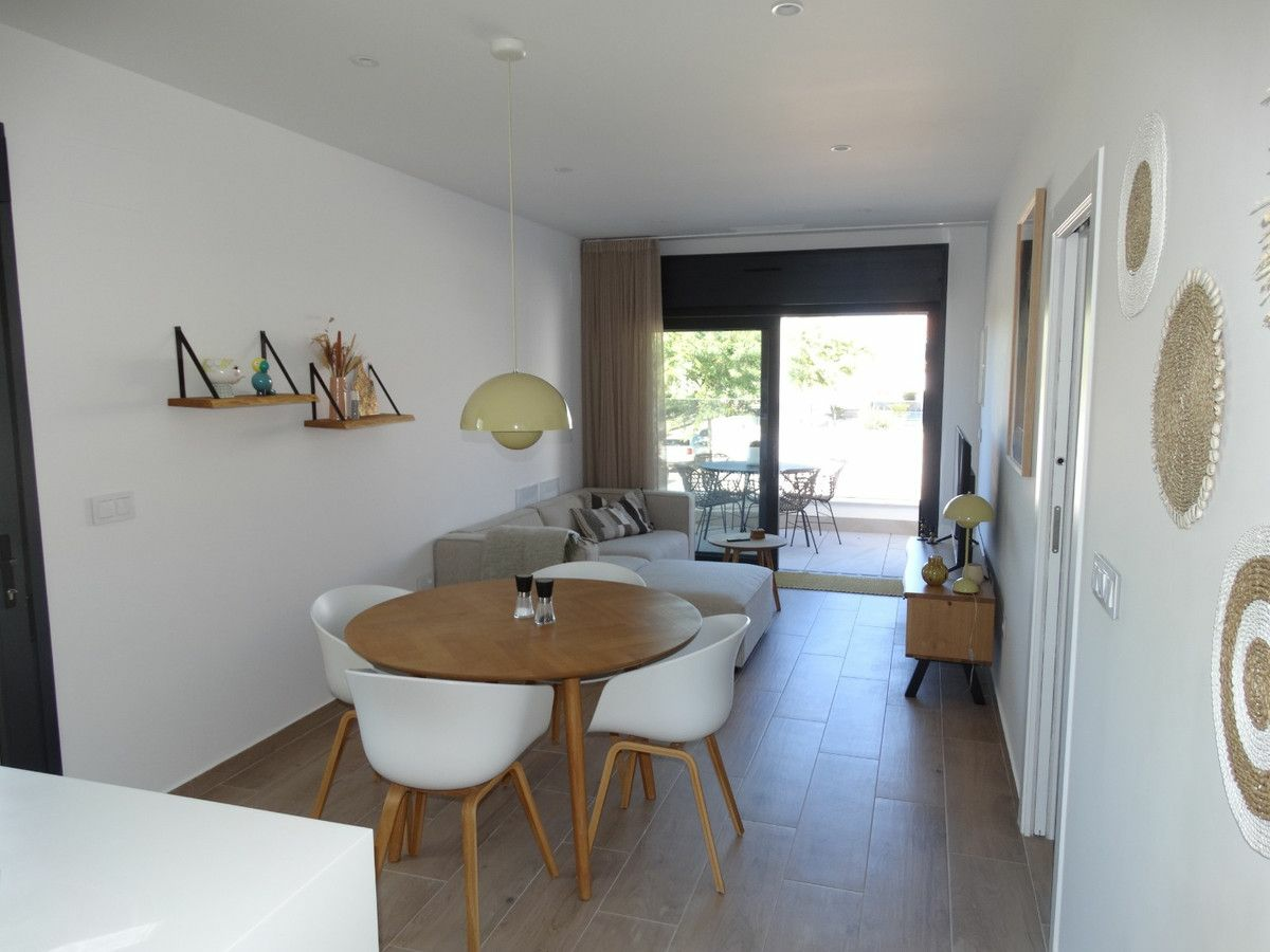 Apartment In Pilar De La Horadada