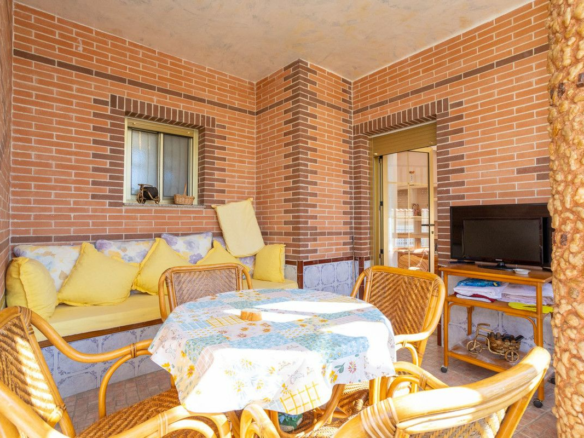 4-bedroom Villa In La Union, Spain (163 M²)