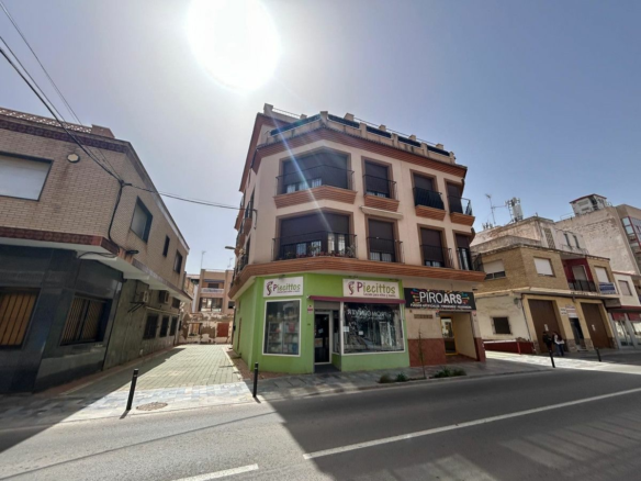 3-bedroom Apartment In Santiago De La Ribera, Spain (180 M²)
