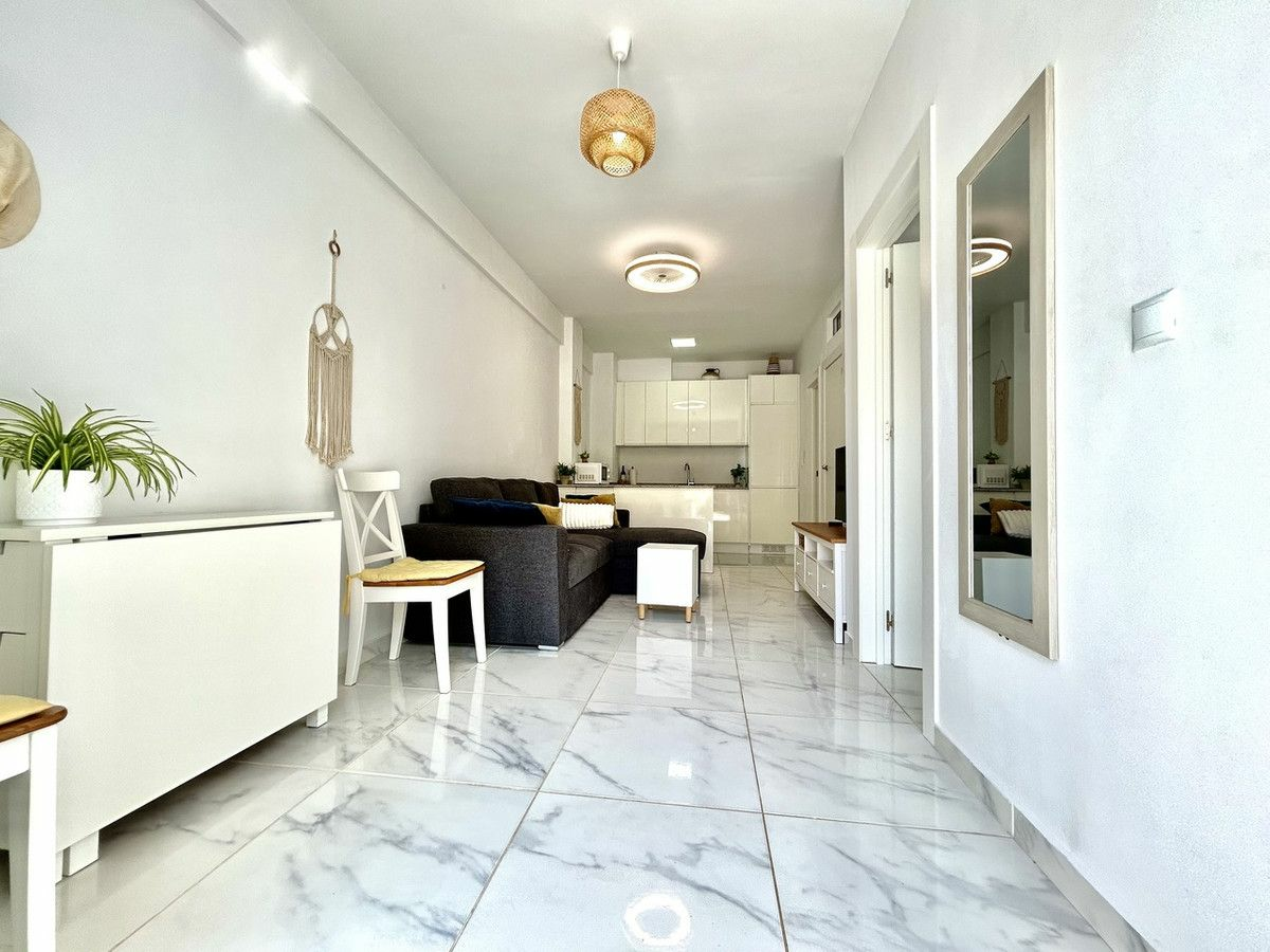 2-bedroom Apartment In Orihuela Costa, Spain (53 M²)