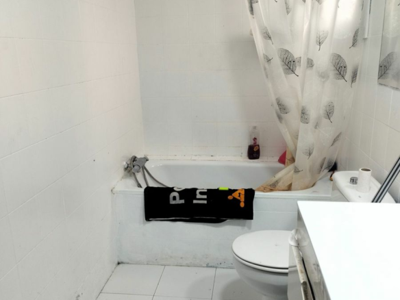 3-bedroom Apartment In Palma De Mallorca, Spain (92 M²)