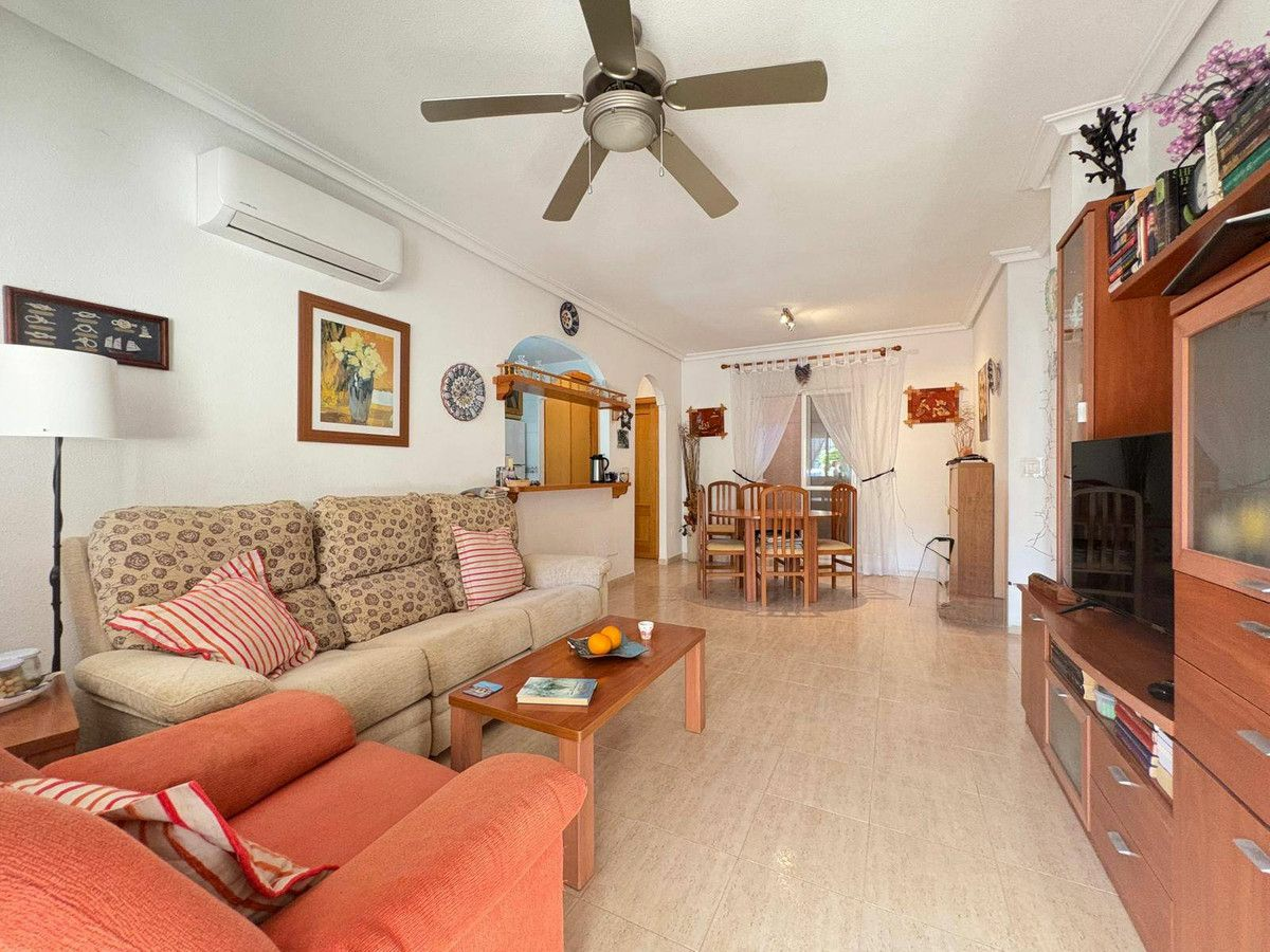 2-bedroom Apartment In Gran Alacant, Spain (77 M²)