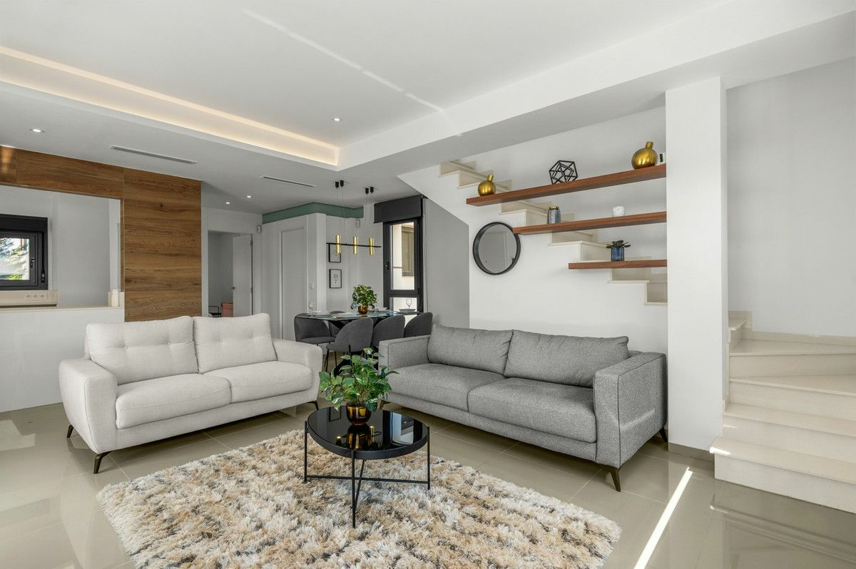 3-bedroom Villa In Rojales, Spain (122 M²)
