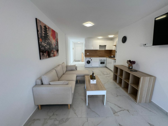 3-bedroom Apartment In Torrevieja, Spain (95 M²)