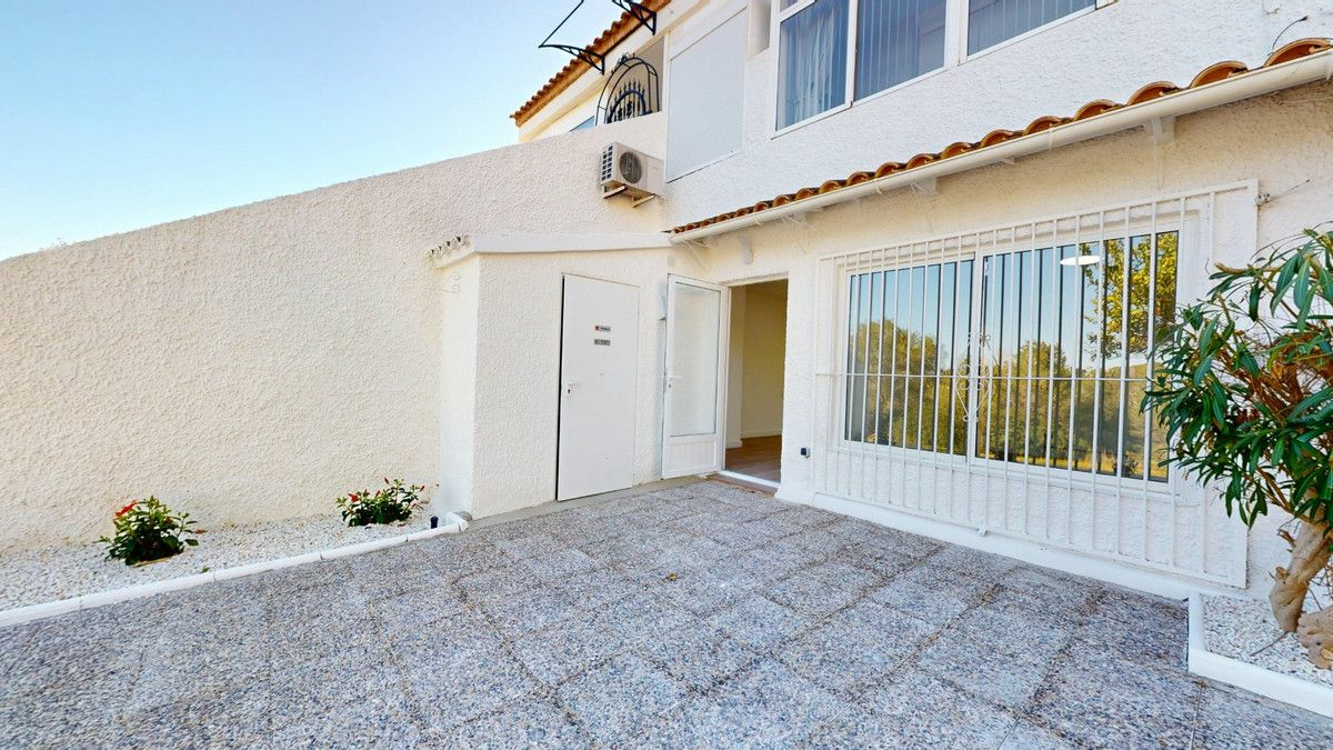 2-bedroom Apartment In Orihuela Costa, Spain (56 M²)