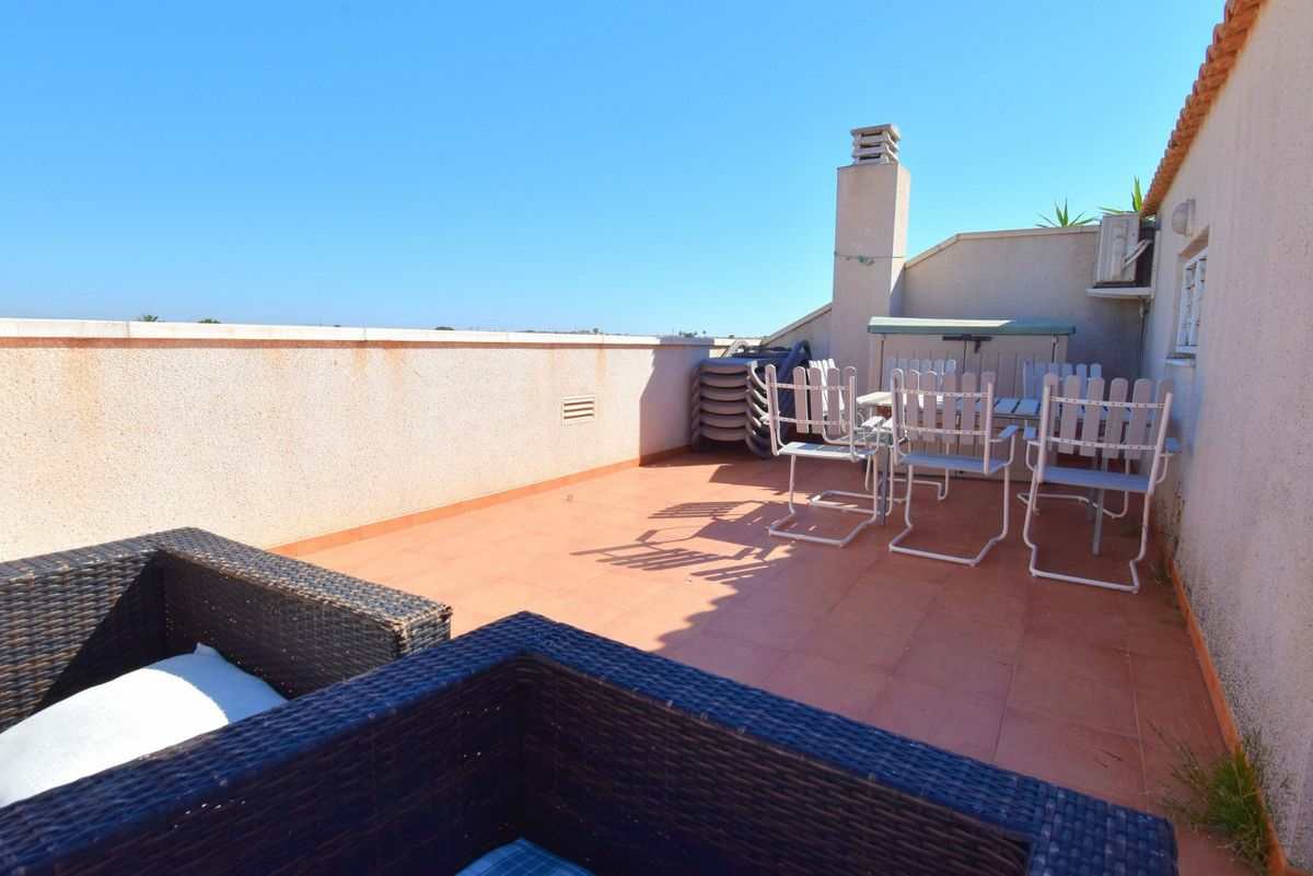 3-bedroom Apartment In Orihuela Costa, Spain (81 M²)