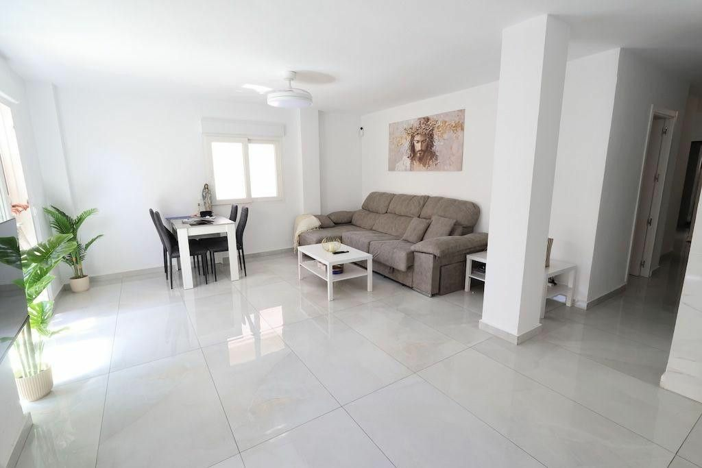 Apartment In Torrevieja