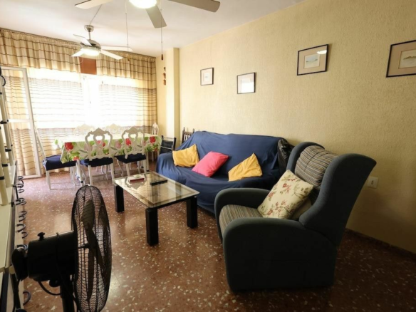 3-bedroom Apartment In Torrevieja, Spain (85 M²)