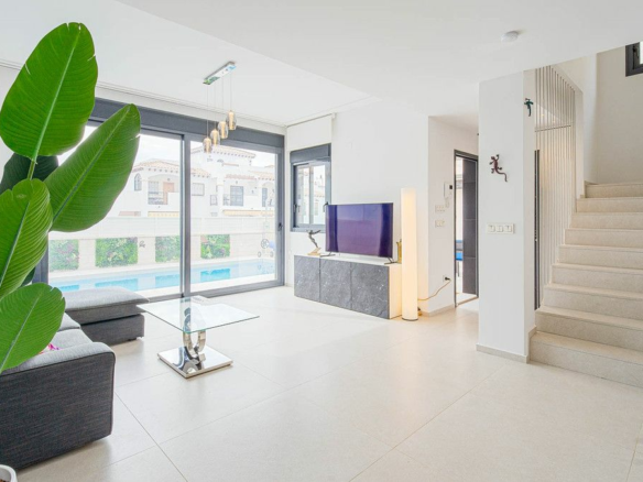 4-bedroom Villa In Orihuela Costa, Spain (203 M²)
