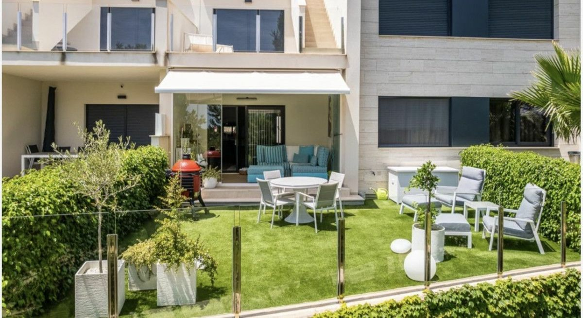 2-4-35b581 Apartment In Pilar De La Horadada