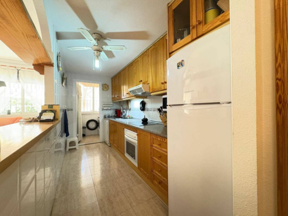 2-bedroom Apartment In Gran Alacant, Spain (77 M²)