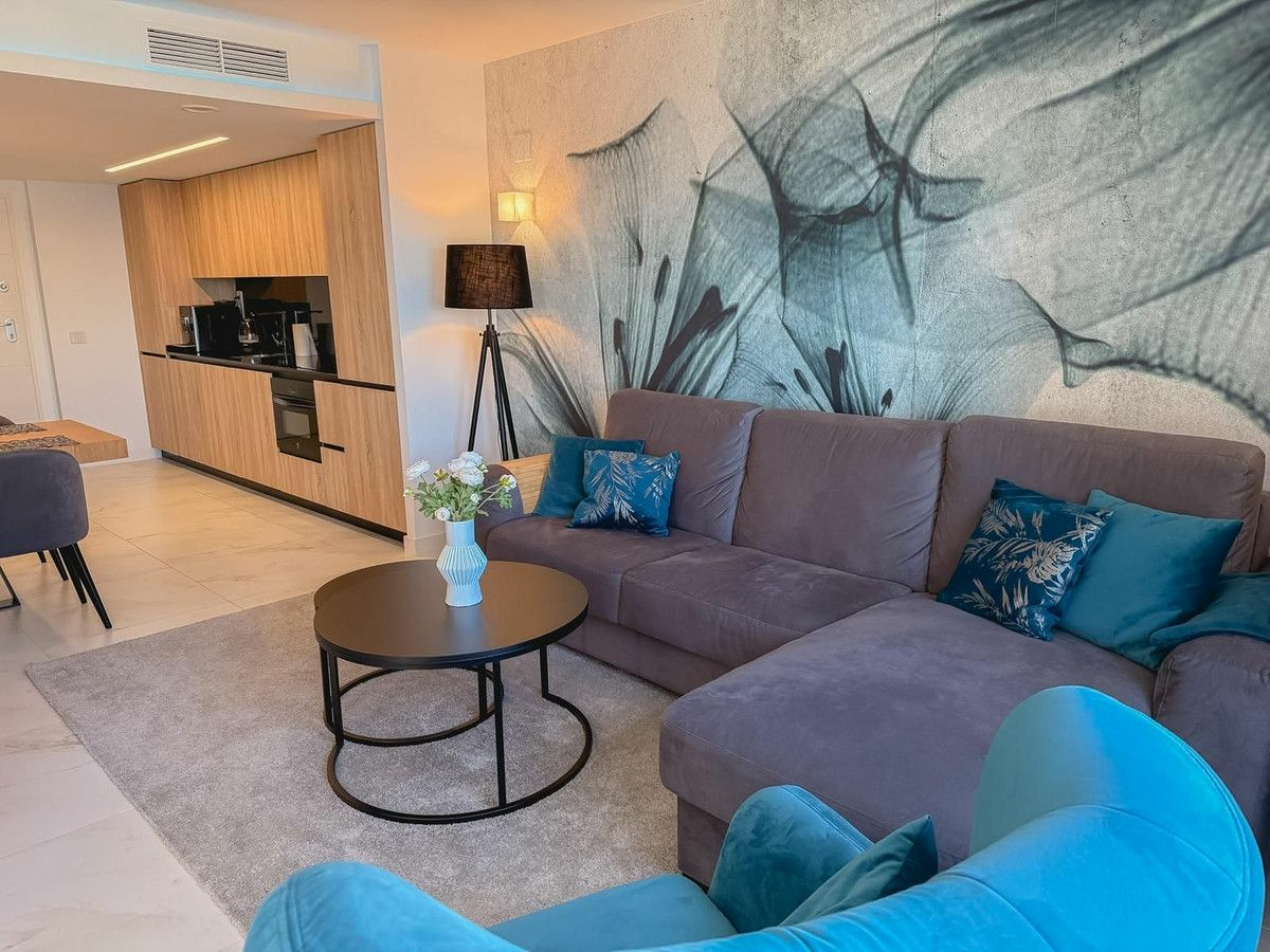 2-bedroom Apartment In Orihuela Costa, Spain (90 M²)