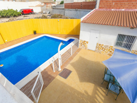 4-bedroom House In Los Montesinos, Spain (152 M²)
