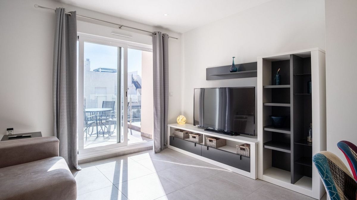 3-bedroom Apartment In Torrevieja, Spain (78 M²)